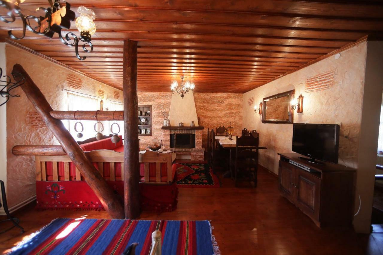 Dora'S House At Agios Germanos Prespes Pensionat Eksteriør billede