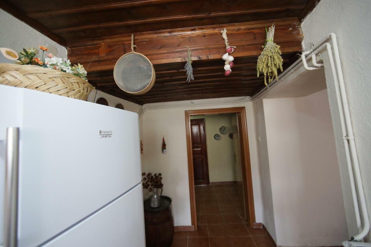 Dora'S House At Agios Germanos Prespes Pensionat Eksteriør billede